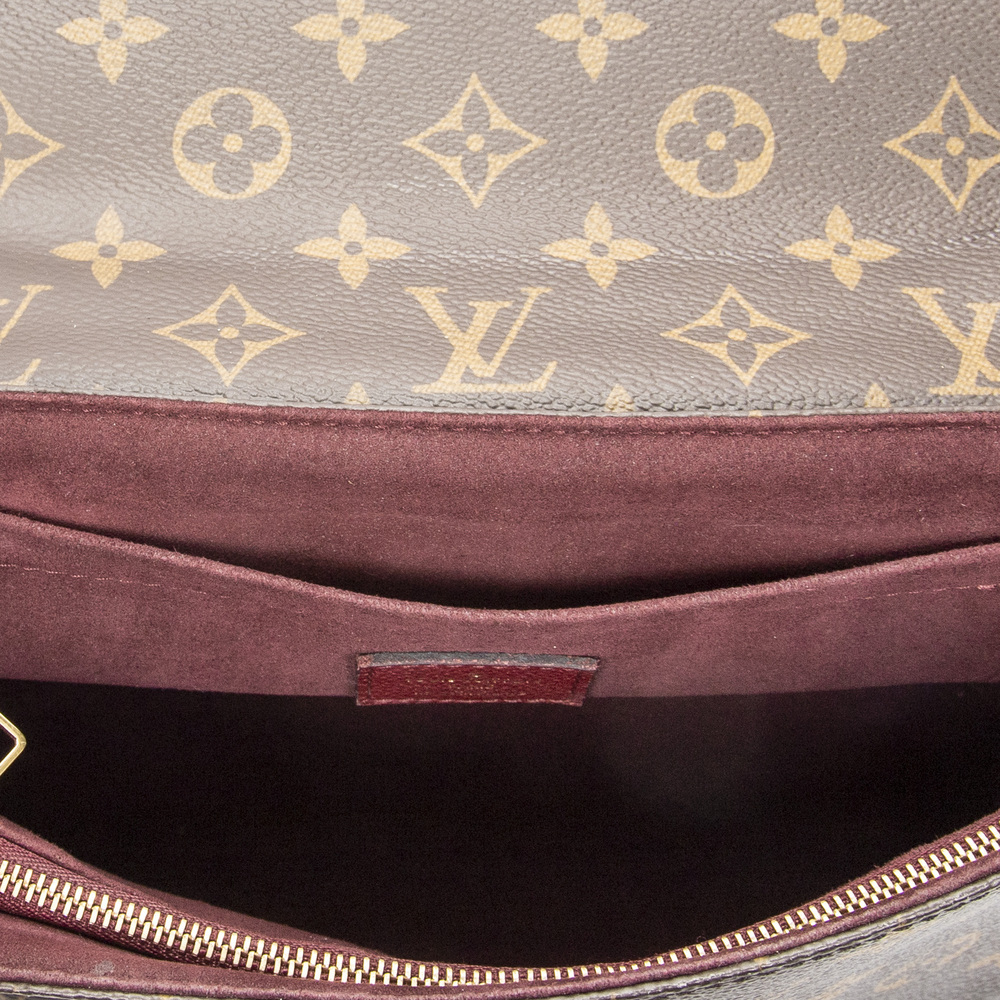 Louis Vuitton Saint Placide - Picture 9 of 11